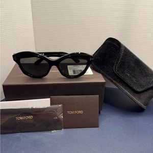 EUC Tom Ford Cateye Sunglasses